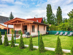 Holiday Home Hullám by Interhome
